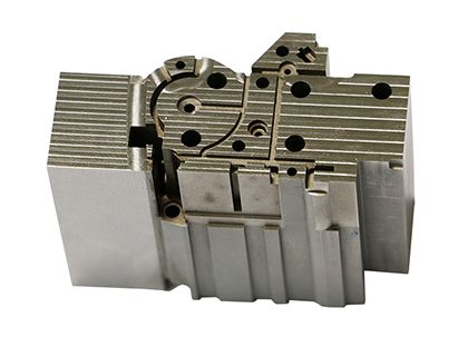 Forma alkatrészek Forma alkatrészek